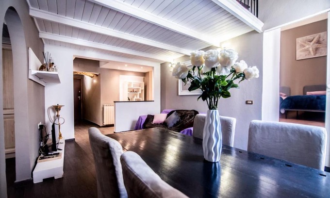 Sanremo Centre Apartment | Pretty home