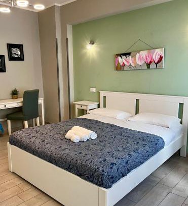 Universita House | Pretty Tiburtina Room