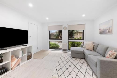 Torquay House | Pride Street Central Unit 7-13