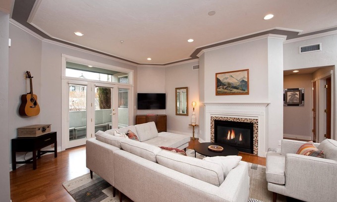 Historic Downtown Durango Condo | Prime Downtown Stay | Luxury 3BR Condo Steps from Main + Arcade