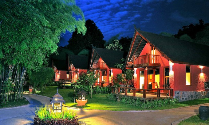 Nyaungshwe Hotel | Pristine Lotus Resort