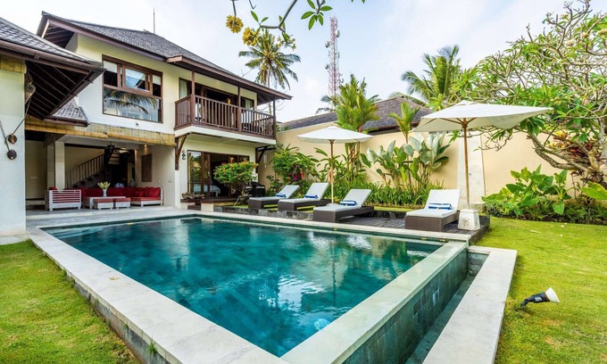 Suraberata Villa | Pristine Villa Yuyu Balian