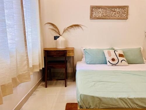 Tapovan Hotel | Prithvi Hotel - Aesthetic Rooms With Netflix, AC In Upper Tapovan