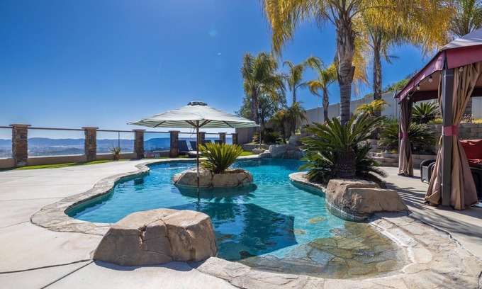 Temecula House | Privacy! Escape the crazy rules - Temecula Vicinity.