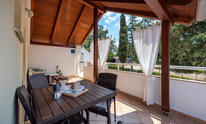 Katoro Apartment | Privacy in the centre of events
