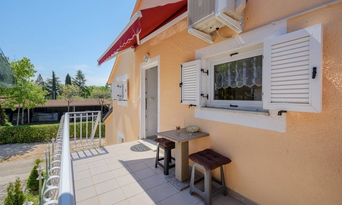 Katoro Apartment | Privacy in the centre of events