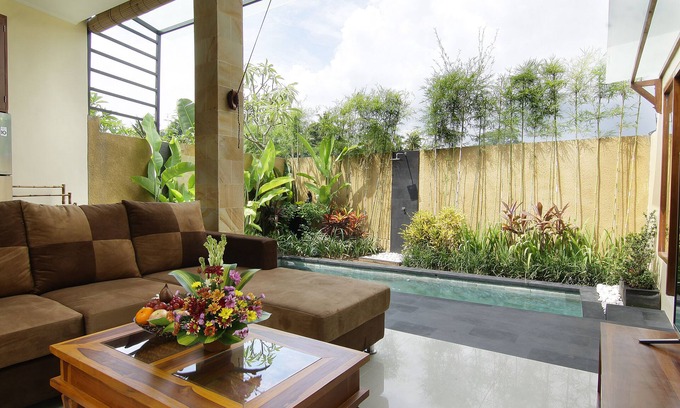 Babakan Villa | Private 1BR Villa near tourist areas - Green tropical scenery