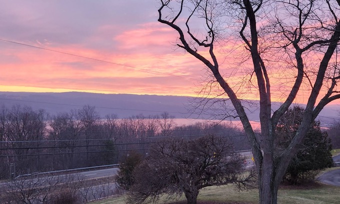 Watkins Glen House | Private 2000 sq ft 2 bedroom suite, sleeps 6 with pool and panoramic lakeview.