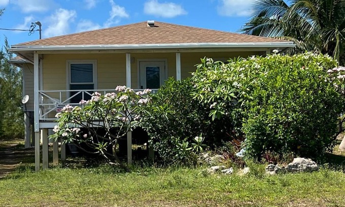 Port Royal House | Private 2BR guest house in Bimini. Includes golf cart, kayak, and stunning views