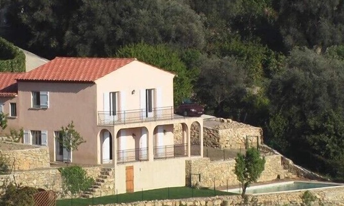 Le Cannet Villa | Private 5 Bedroom Villa in Cannes with Private Pool and Sea Views.