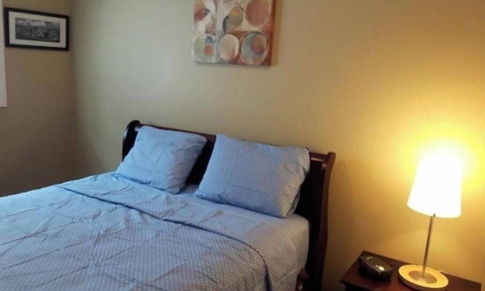 Terra Nova Apartment | Private and cozy one bedroom sanctuary few minutes from the Airport