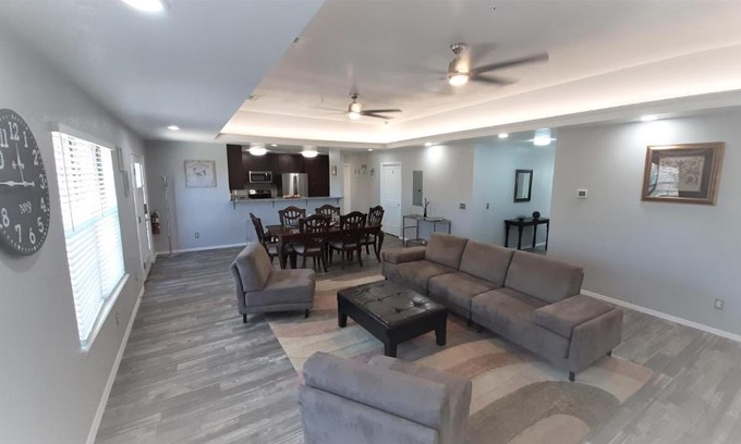 Central Oklahoma City House | Private Bedroom Suite Communal House near Integris