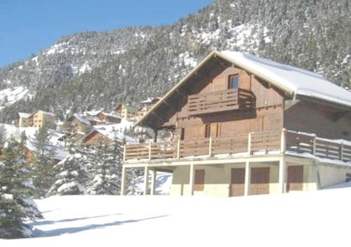 Montgenevre House | Private chalet at foot of slopes