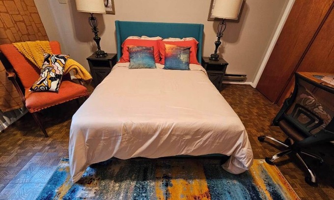 Capitol Heights Apartment | Private Corporate Suite DC East, Maryland 1BR1BA PrinterFaxDesk in Private Room