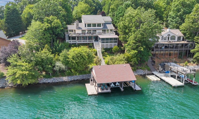 Huddleston House | Private Dock,Indoor Pool, and Hot Tub