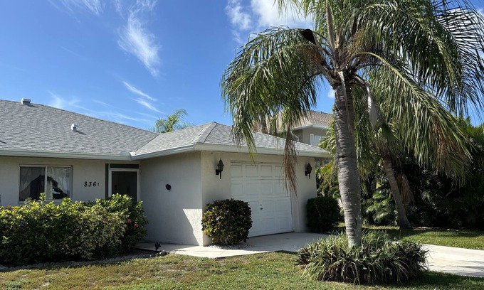 Pelican House | Private duplex home/Pool/Private pier/Quiet canal/Gulf access