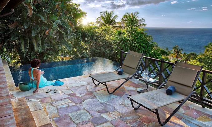 Black Rock Villa | Private Infinity Pool | Villa with an Ocean View!