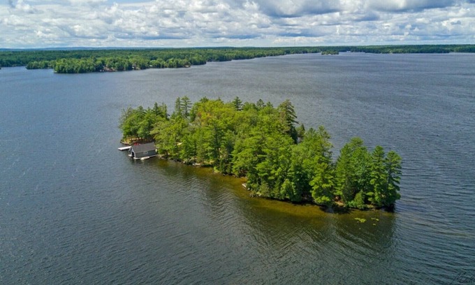 Severn Cottage | Private Island Family Compound in Southern Muskoka