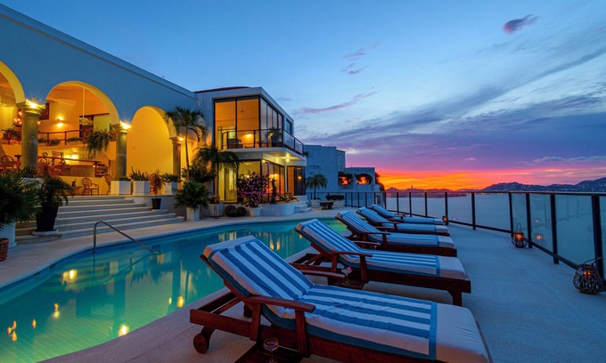 Unta Bruja Villa | Private Luxury Villa in Las Brisas Acapulco, Secure Area, Amazing Bay Views