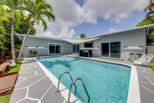 West Park House | Private Oasis in West Park Near the Beach!