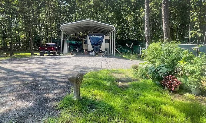 Clinton RV Rental | Private Ozark Mountain Retreat RV Lot for Rent!