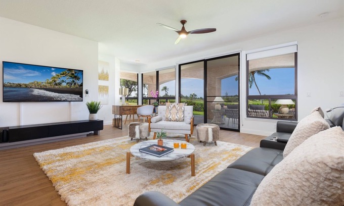 Waikoloa Condo | Private putting green! 21 Shores at Waikoloa