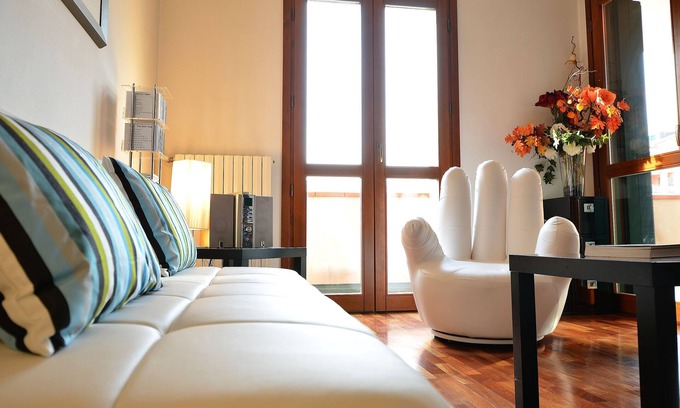 Mestre Apartment | PRIVATE PARK-15minDOWNTOWN, 4 pax, aircond