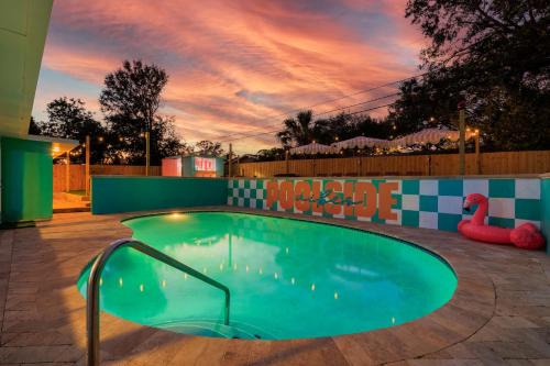 Clearwater Villa | Private Pool 6 MI to Clearwater Beach Fire Pit Game Room