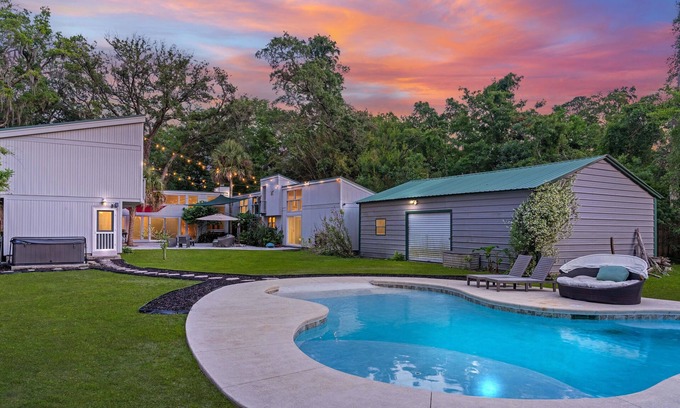 Saint Simons Heights House | Private Pool~Hot Tub~Fire Pit~Playground~2 King Suites~Only 2 mi from Beach