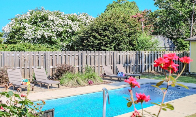 Eagles Nest House | Private Pool home!, game room, fire pit!