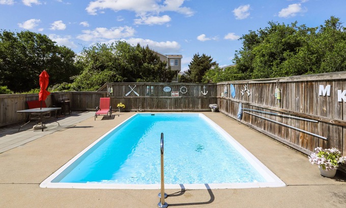 Carolina Dunes House | Private pool, hot tub, in Duck. 850 ft to beach! Pet Friendly!