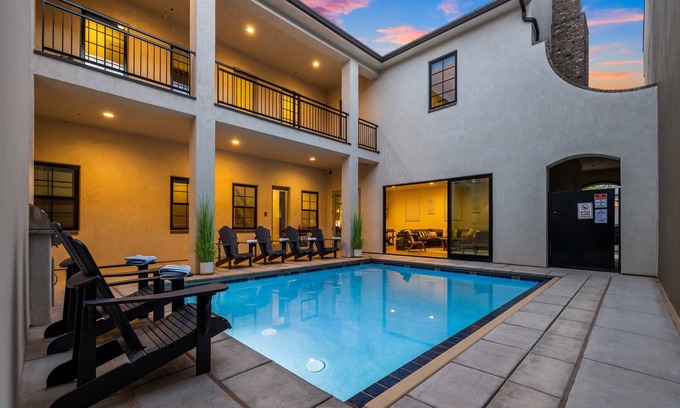 Hurricane House | Private Pool, Hot tub, 20 Guests, Central Location