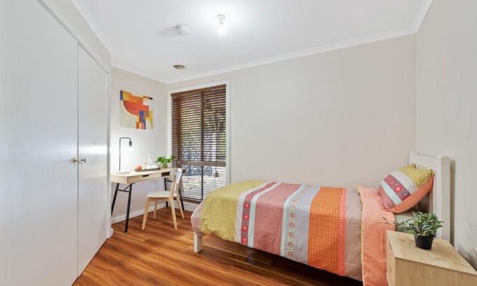 Clayton House | PRIVATE ROOM 1 and PRIVATE ROOM 3 beside Monash University in Clayton