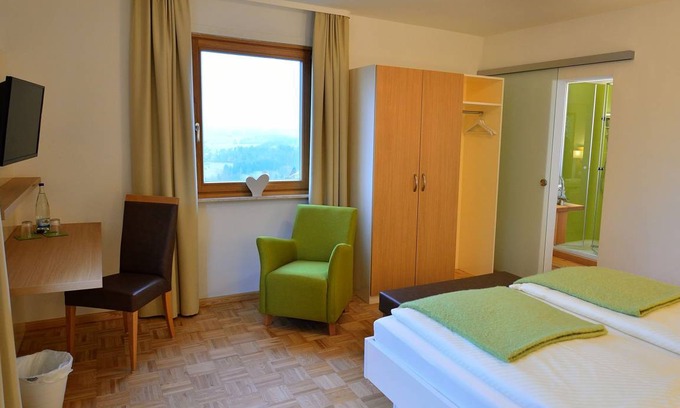 Hallwangen Resort | Private room ∙ 1 bedroom ∙ 2 guests