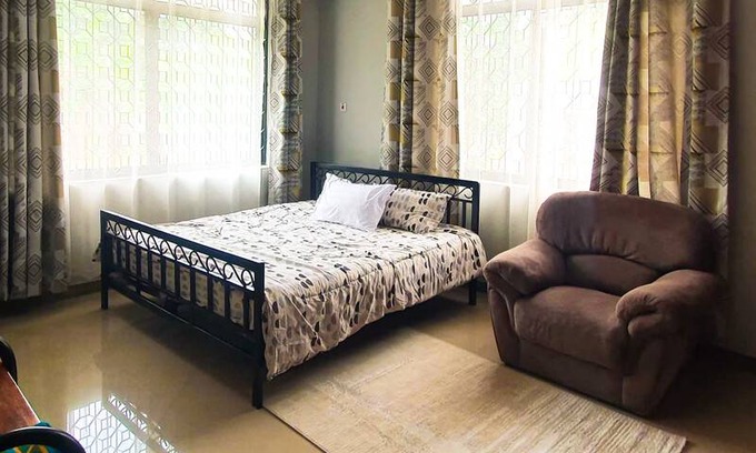 Mikocheni Resort | Private room ∙ 1 guest