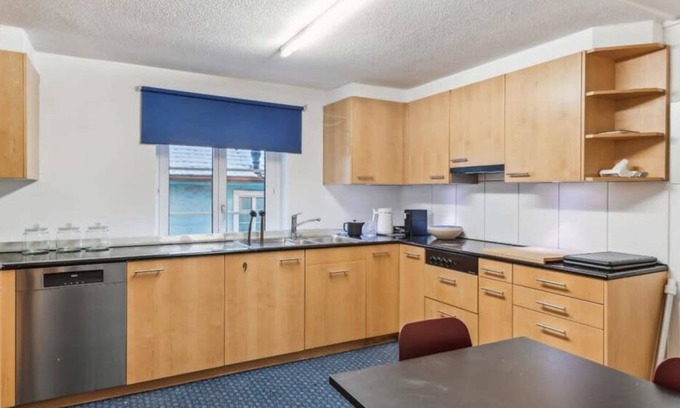 Dietikon District Apartment | Private room in lovely shared property near Zurich