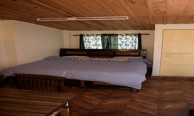 Dehradun House | Private Room near Picture Palace