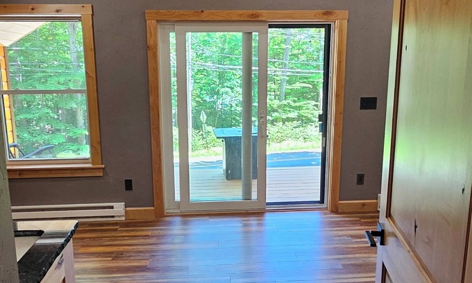 Old Forge Cabin | Private Seasonal lake views of 1st. Lake 5 mins to town. Snowmobile off property
