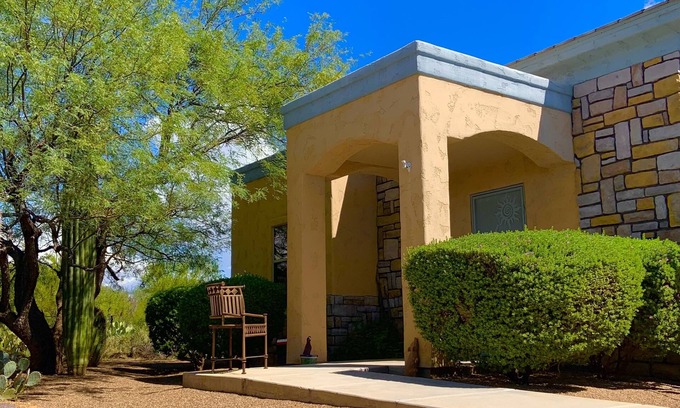 Tortolita House | Private secluded Casita on 3 acre lot, in Oro Valley area