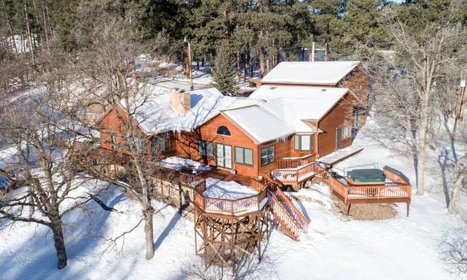 Deadwood Cabin | Private, Secluded Location on 14 Acres - Easy Access to Surrounding Sites