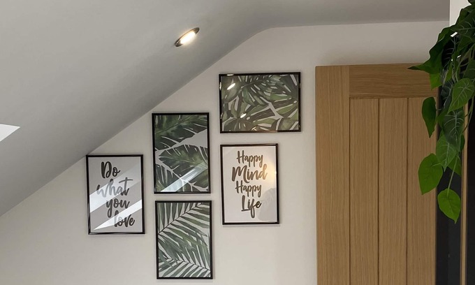 Grove Green House | Private self-contained flat- shared front entrance