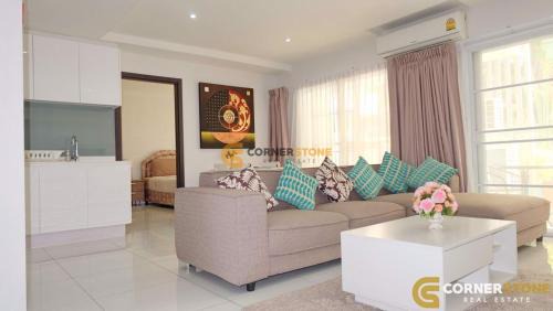 Pratumnak Hill Apartment | private, upscale, neighborhood