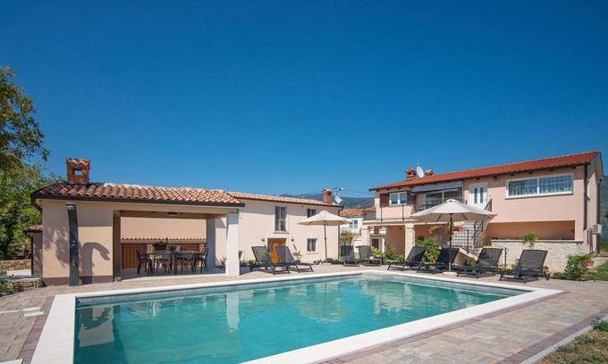 Krsan House | Private Villa with A/C, private pool, WIFI, TV, terrace, pets allowed, panoramic view, parking