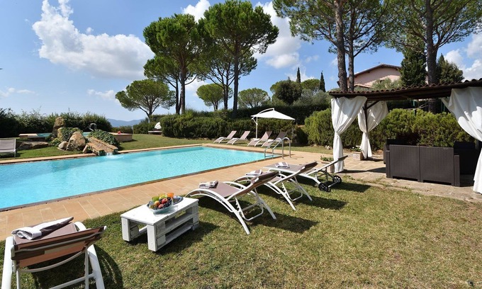 Grosseto Villa | Private Villa with hot tub, A/C, sauna, WIFI, private pool, TV, patio, panoramic view, parking