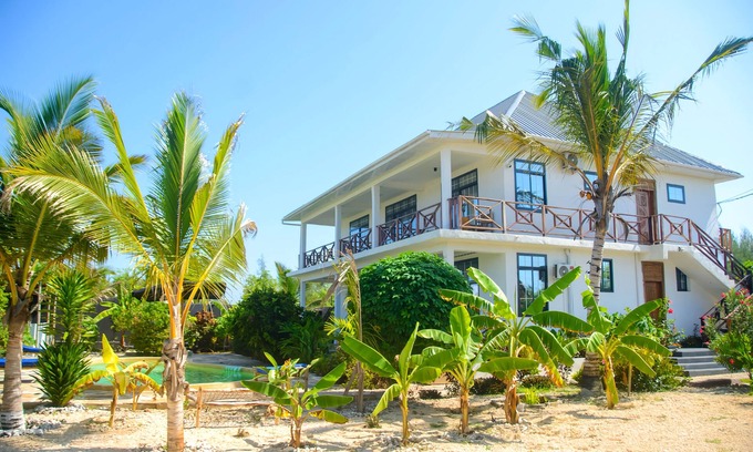 Paje Villa | Private Villa with pool & tropical garden. 8 minutes' drive to Paje beach.