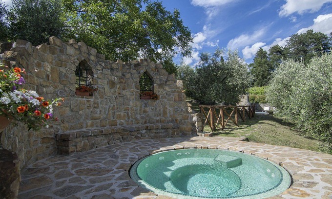 Borgo San Lorenzo Villa | Private Villa with WIFI, private pool, hot tub, A/C, sauna, TV, patio, pets allowed, panoramic view