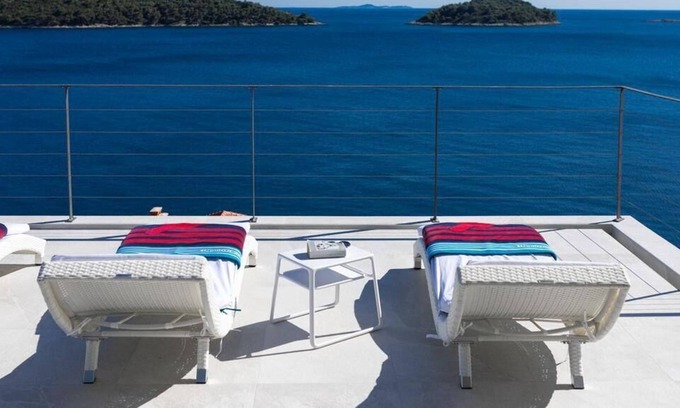 Prizba Villa | Prizba's Best Villa near Ratak Beach