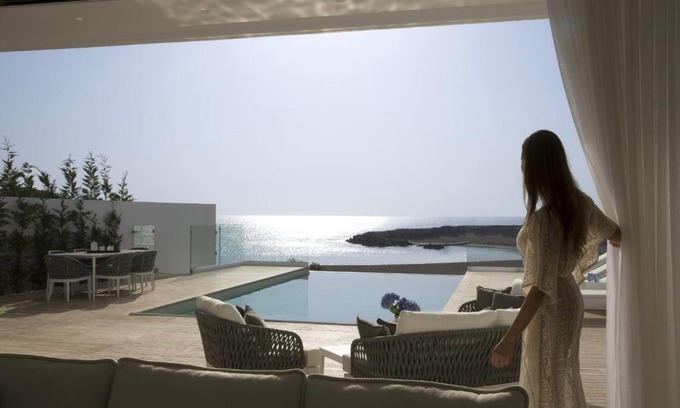 Pernera Villa | Protaras Beachfront Villa Blue Waves