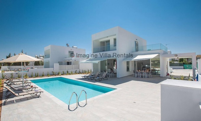 Protaras Villa | Protaras Greco Villa CCV3 - a villa that sleeps 10 guests in 5 bedrooms