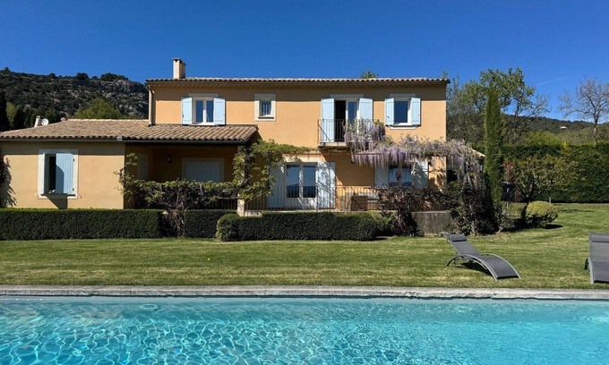 Saint-Saturnin-les-Apt House | Provencal house in Saint-Saturnin-Les-Apt. Breathtaking views & walk to village